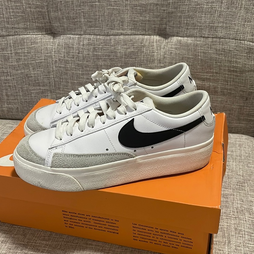 Nike Blazer Low Platform